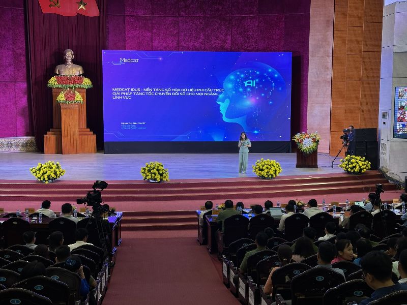 MedCAT Presents Data Digitization Solution at Hoa Binh Digital Transformation Day